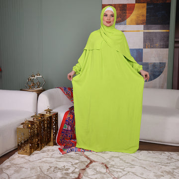 ثوب صلاة كريب سعودي عملي مع غطاء الرأس -ساده